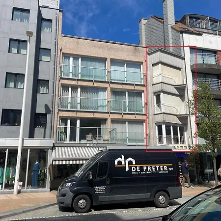 In Near The Beach, Cleaning Included * Nieuwpoort