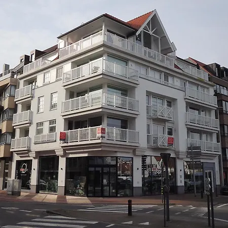 In Near The Beach, Cleaning Included Apartment Nieuwpoort
